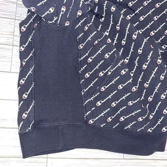 CHAMPION Reverse Weave Spellout Hoodie Size Medium - Picture 5 of 12